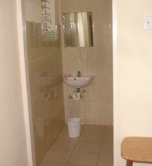 اتاق استاندارد, Finjam Cottage