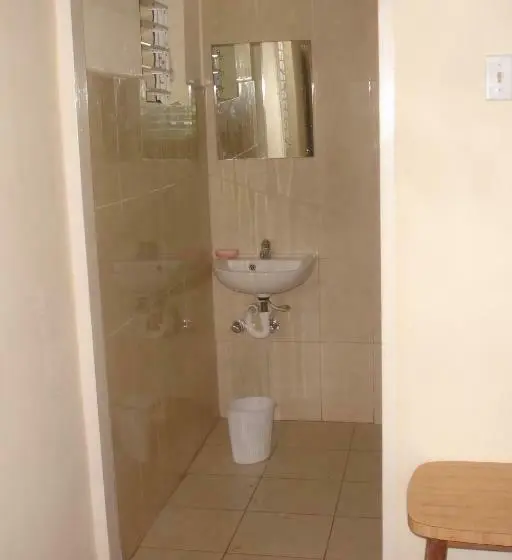 اتاق استاندارد, Finjam Cottage