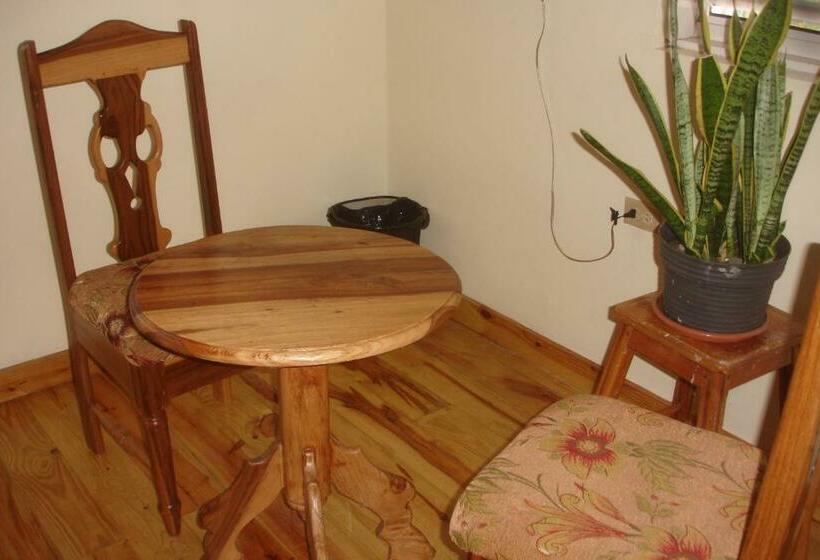 اتاق کلاسیک با چشم‌انداز دریا, Finjam Cottage