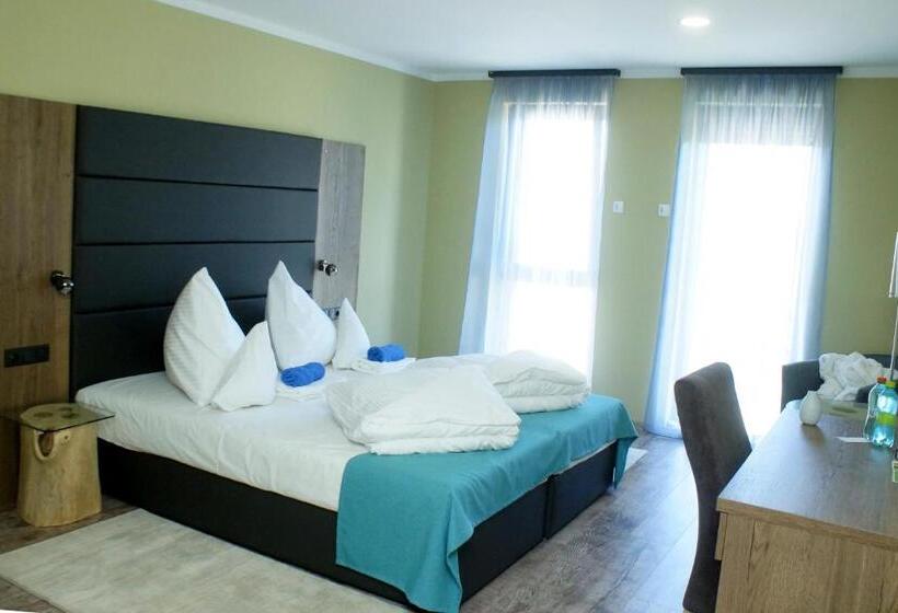 豪华房间, Fitromax Ajka