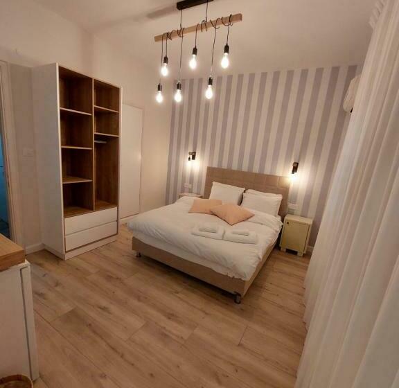 Economy Room, Lishansky Since 1936