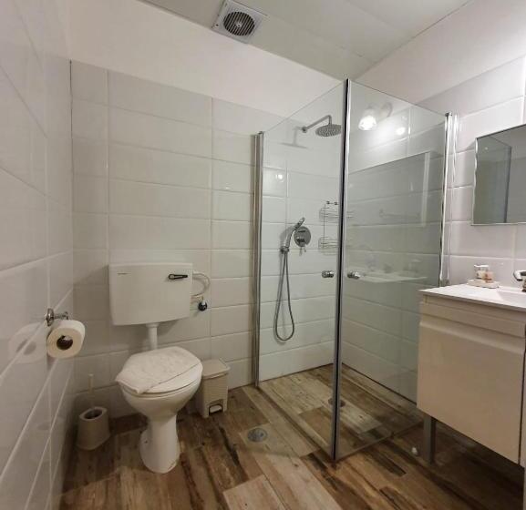 Deluxe Room, Lishansky Since 1936