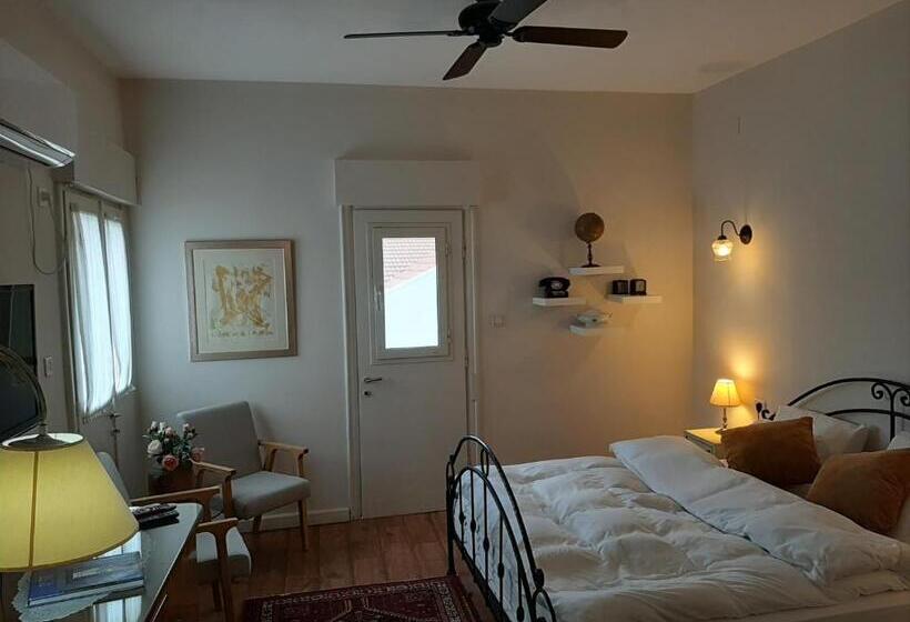 Deluxe Room, Lishansky Since 1936