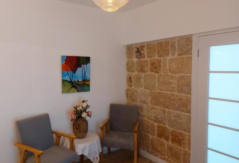 Deluxe Room, Lishansky Since 1936