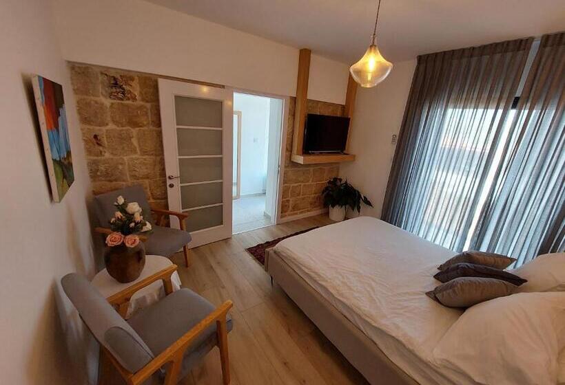 Deluxe Room, Lishansky Since 1936