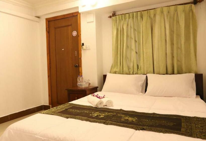 חדר אקונומי, Rs Guesthouse