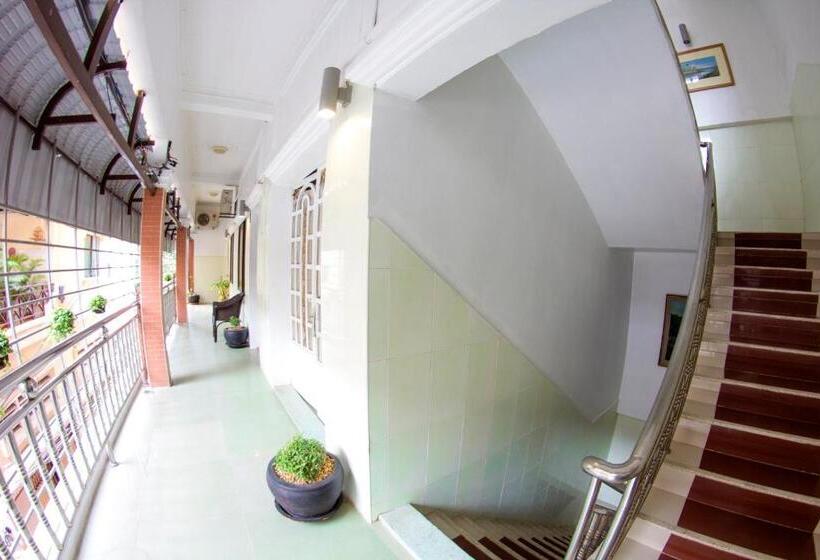 חדר סטנדרט לשלושה, Rs Guesthouse