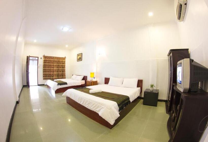 חדר סטנדרט לשלושה, Rs Guesthouse