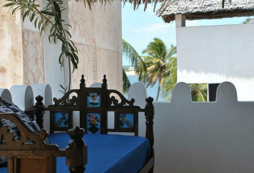 اتاق استاندارد, Shella White House