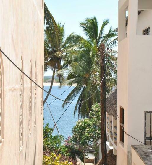 اتاق استاندارد, Shella White House