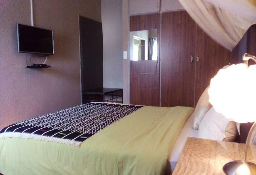سوییت لوکس, Villa Mango