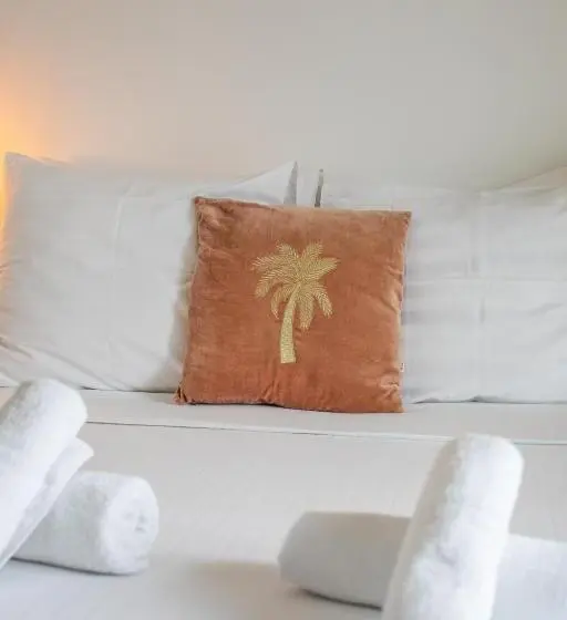 اتاق لوکس با تخت بزرگ, Boutique Hotel Jt Curaçao