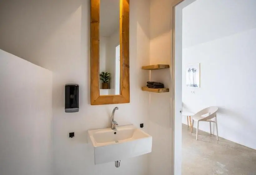 اتاق لوکس با تخت بزرگ, Boutique Hotel Jt Curaçao