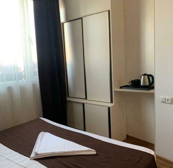 스탠다드 룸, Aleppo