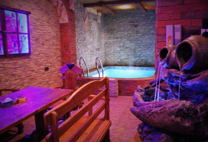 스탠다드 룸, Aleppo