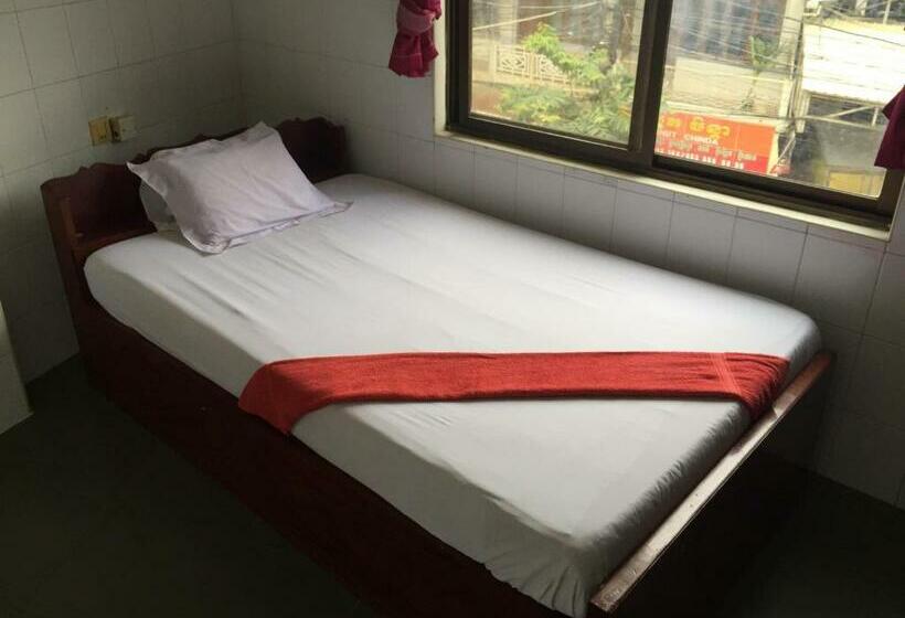 Номер Стандарт Индивидуальный, Chhaya Guest House