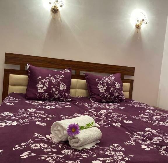 اتاق استاندارد, Christy