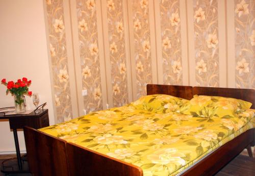 اتاق استاندارد یک نفره, Christy