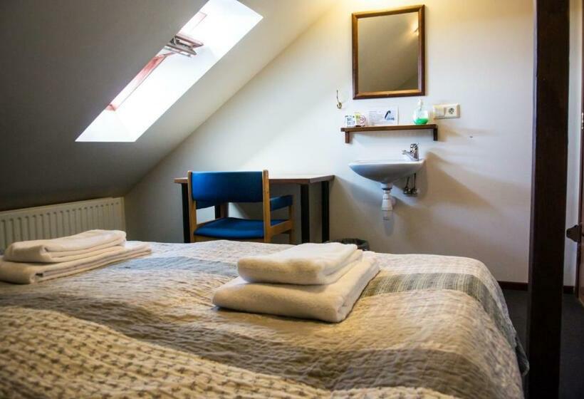 Standard Room Shared Bathroom, Hafnarfjall