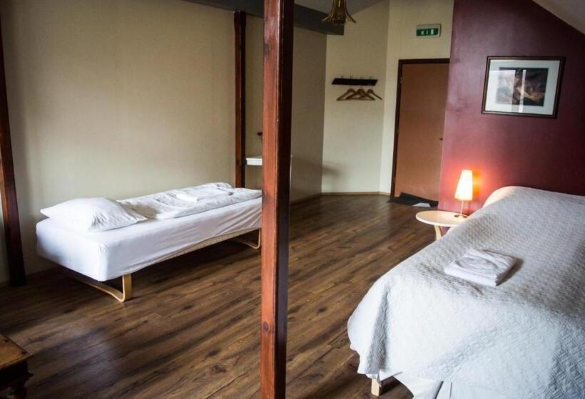 Superior Triple Room, Hafnarfjall