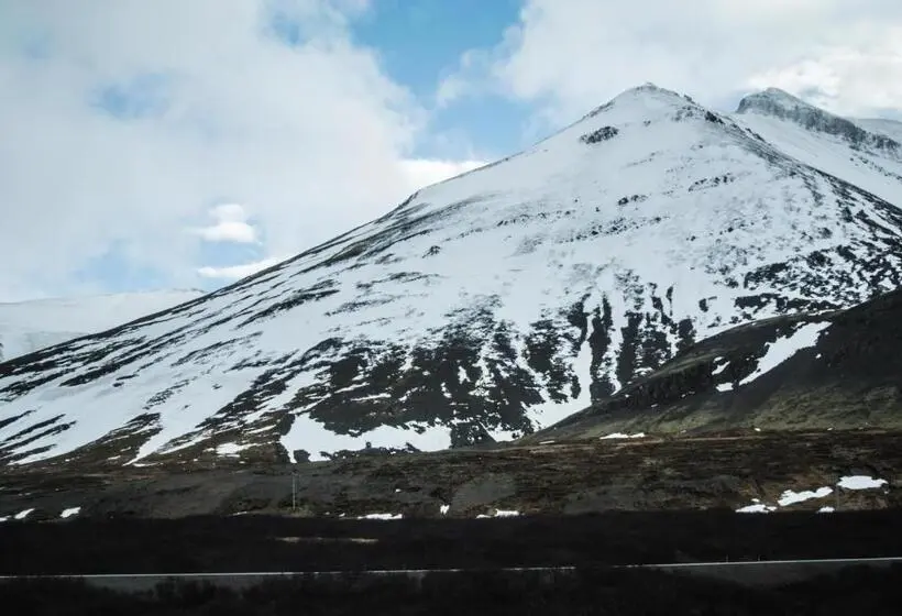 اتاق سوپریور سه تخته, Hafnarfjall