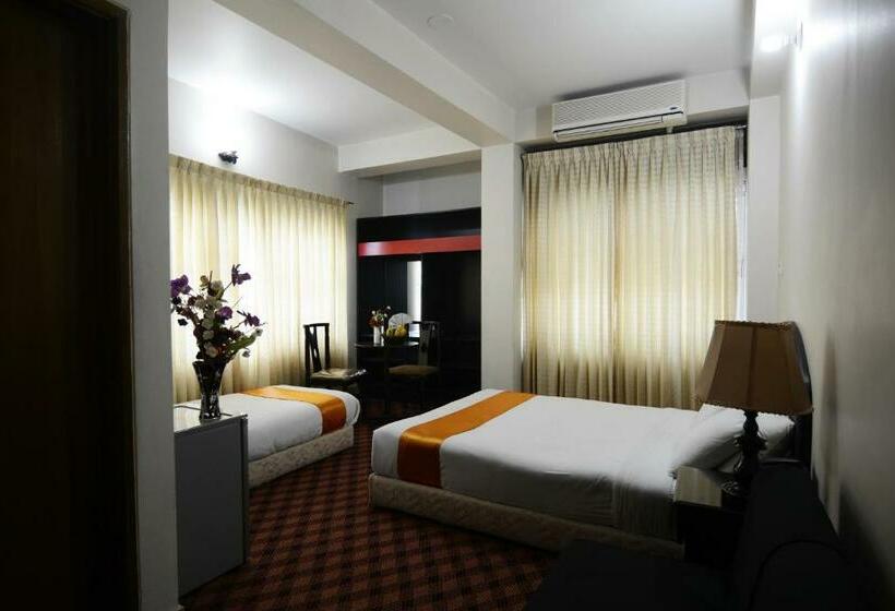 سوییت خانوادگی, Holiday Xpress