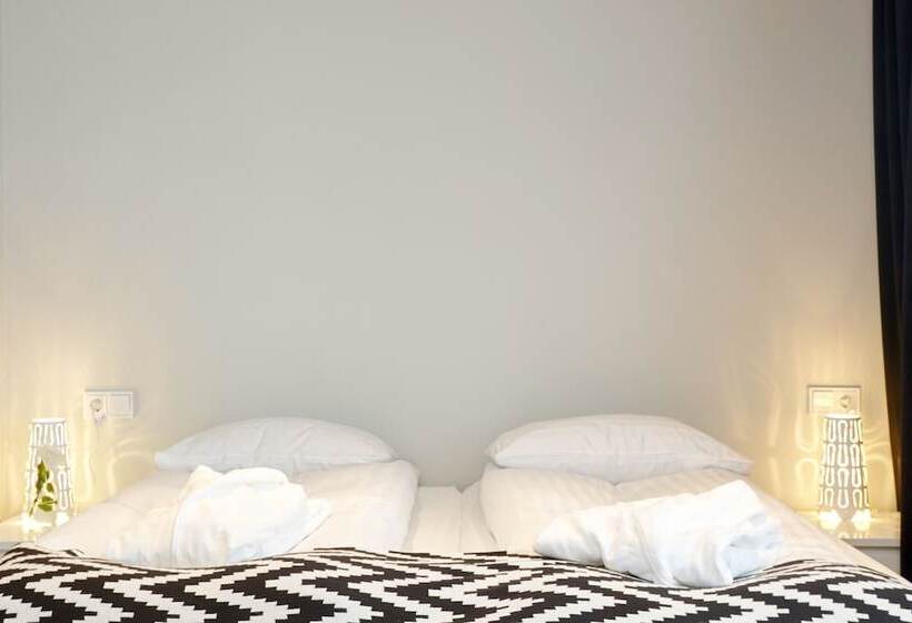 اتاق استاندارد چهار تخته, Hótel Heiðmörk