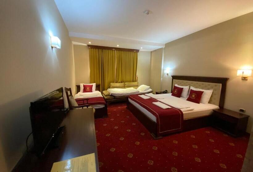 اتاق کلاسیک چهارنفره, Kacinari