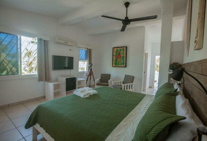 جناح سوبيريور, Tree Tops