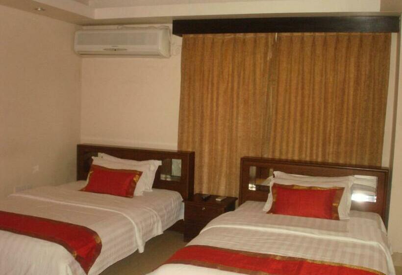 سوئیت رویال, White Orchid