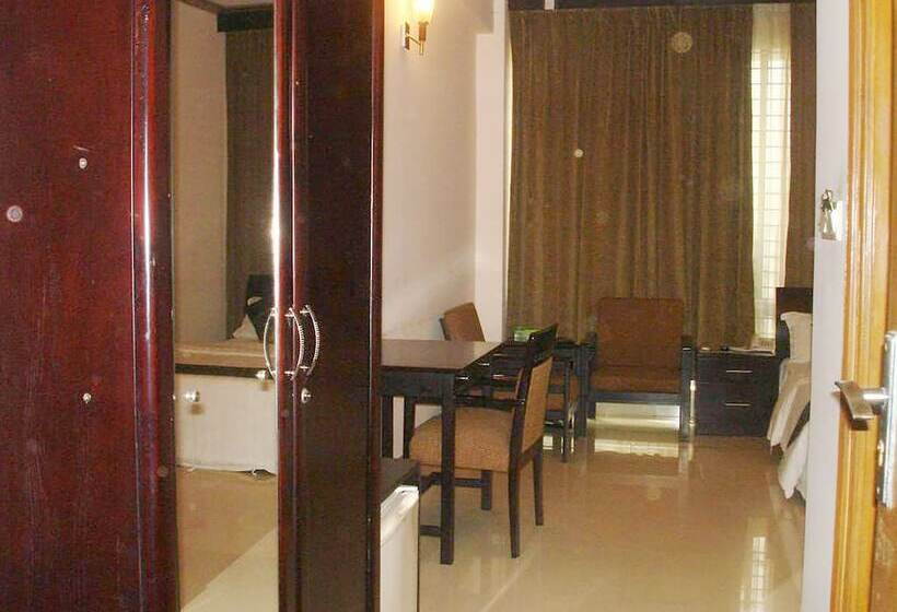 اتاق لوکس, White Orchid