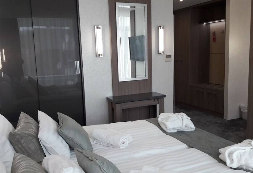 スーペリアールーム, Zena Beauty & Shopping Center