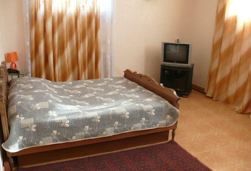 اتاق استاندارد, Erazank