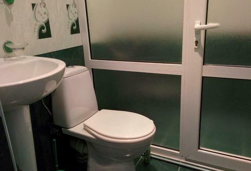 اتاق استاندارد, Erazank