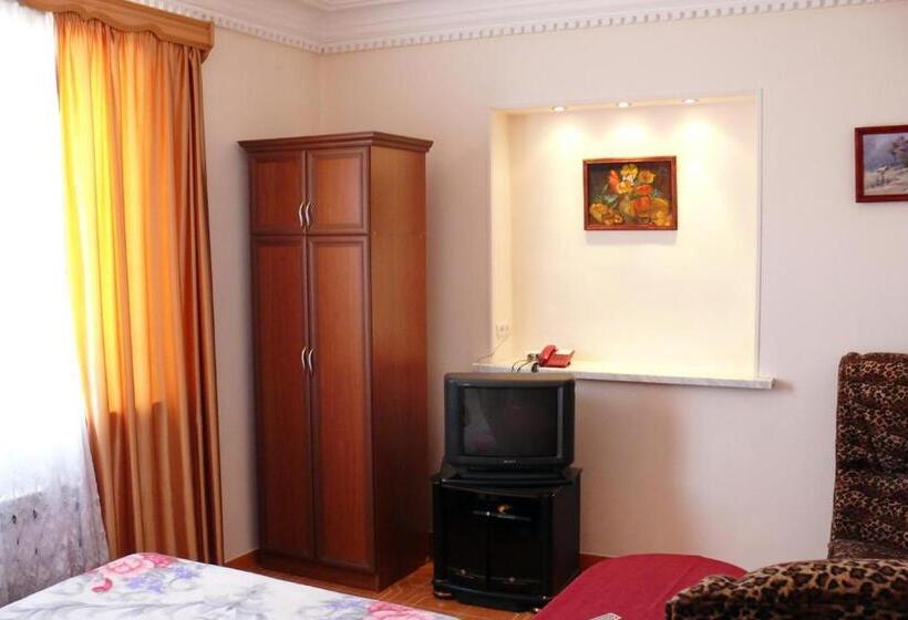 سوئیت 2 خوابه, Erazank