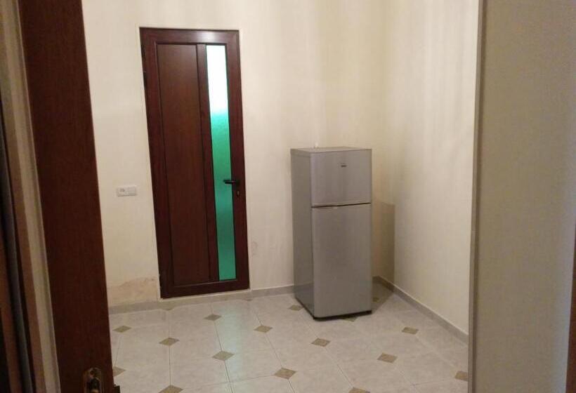 سوئیت 2 خوابه, Erazank