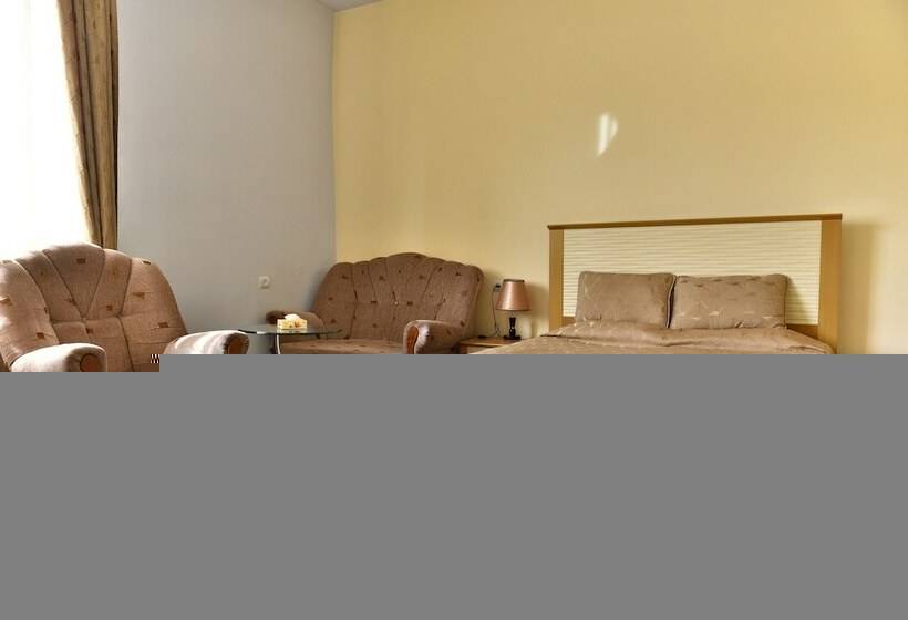 高级大房间, Greenwood