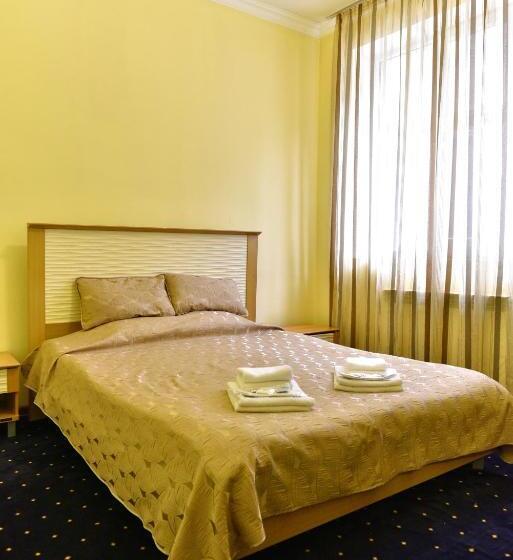 标准间, Greenwood