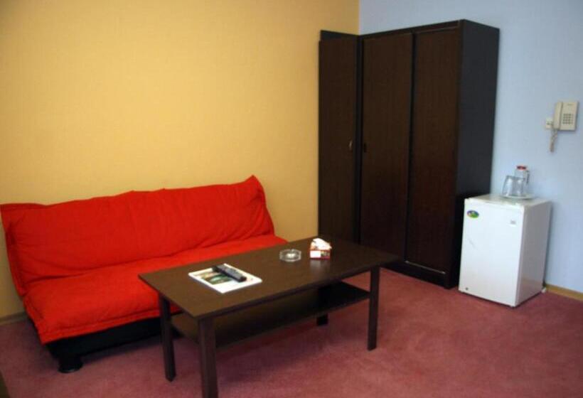 标准间, Greenwood