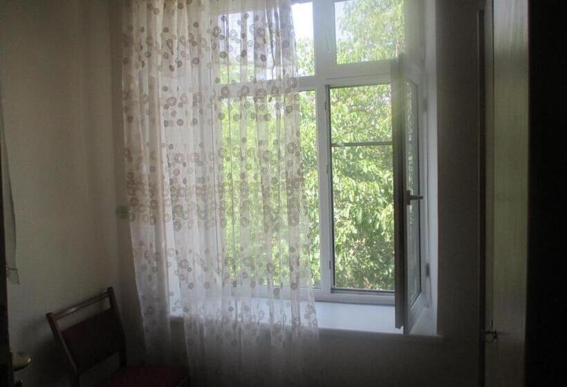 Номер Deluxe, Shushan B&b