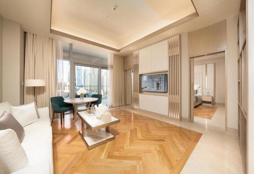 套房, Five Luxe
