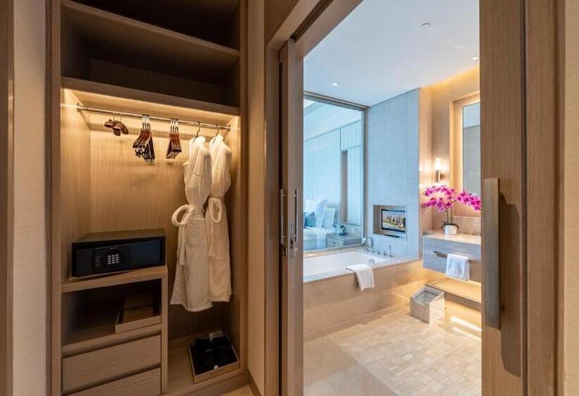 Deluxe Room Sea View