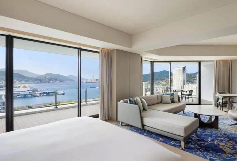 Club-sviitti, Nagasaki Marriott