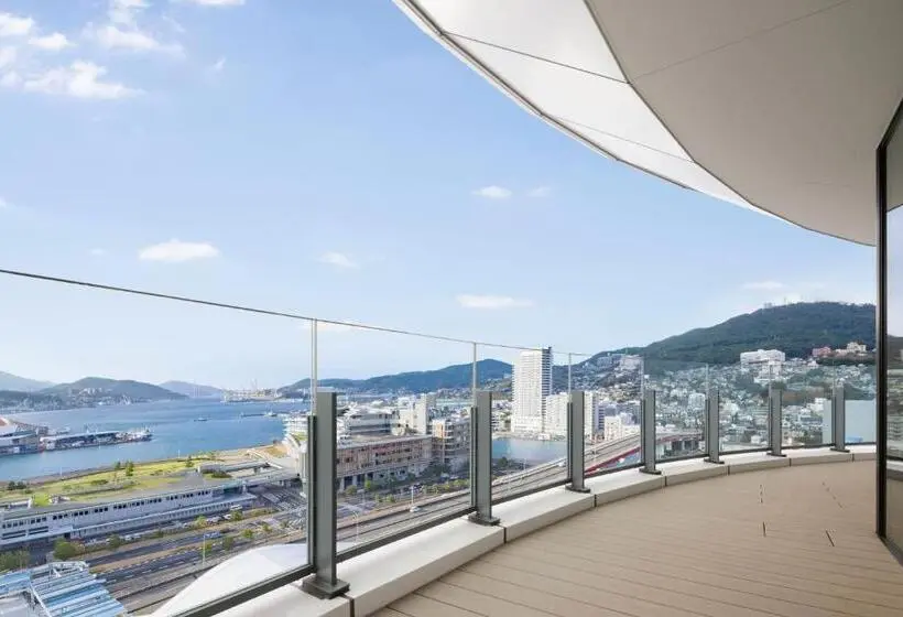 Club-sviitti, Nagasaki Marriott