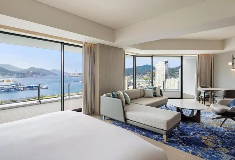 Club-sviitti, Nagasaki Marriott