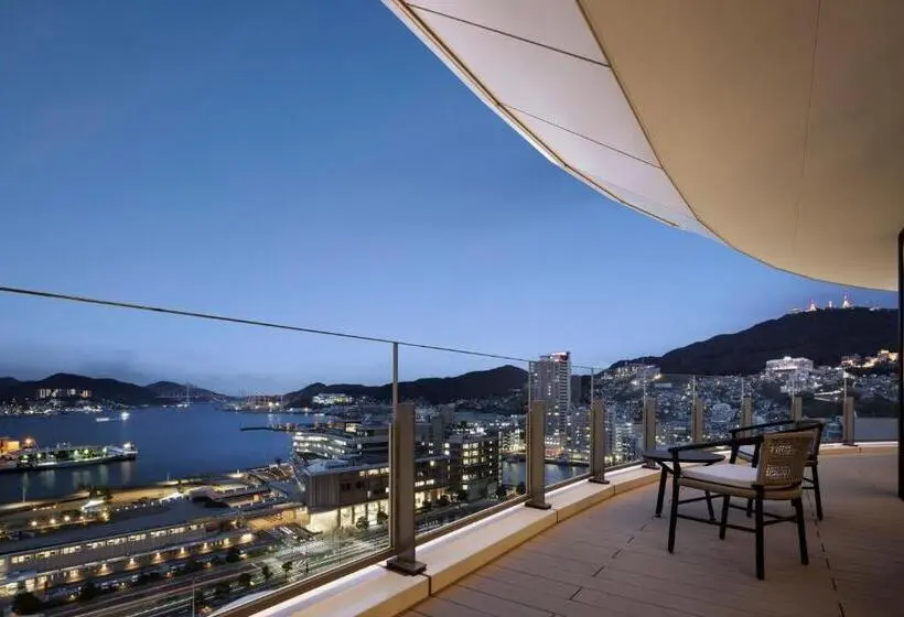 Club-sviitti, Nagasaki Marriott