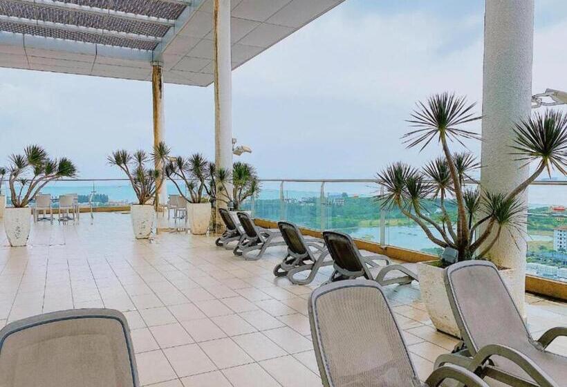 스탠다드 스튜디오, Comfy King The Straits Suite 715 By Elefen Homestay