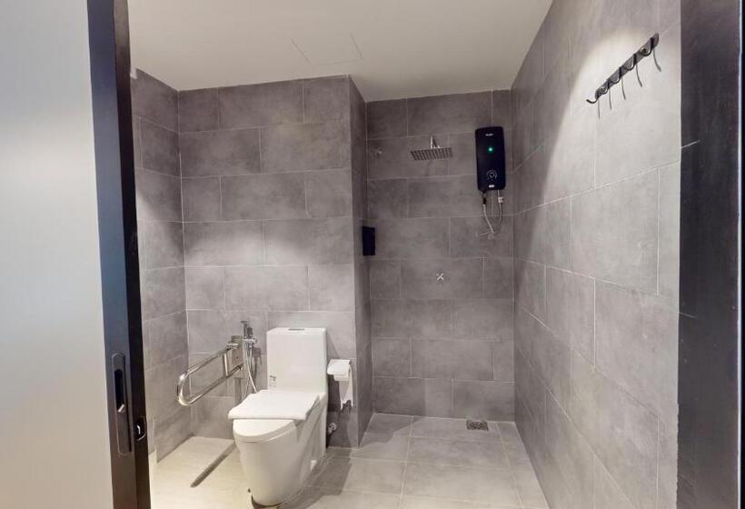 キングサイズベッドのデラックスルーム, Blue Lagoon Hotel @ Bandar Sunway