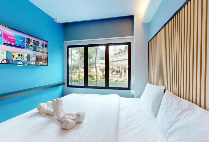 キングサイズベッドのデラックスルーム, Blue Lagoon Hotel @ Bandar Sunway