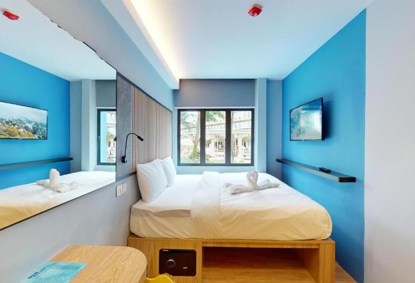 キングサイズベッドのデラックスルーム, Blue Lagoon Hotel @ Bandar Sunway